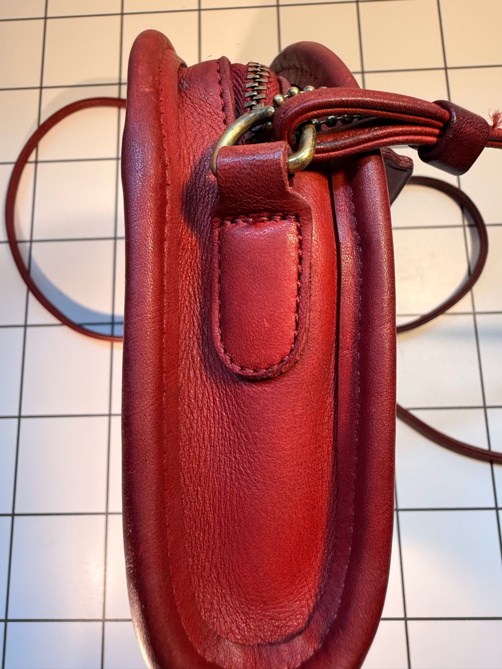 Vintage Coach 9017 Abbie Zip crossbody bag red leather 1997 - project bag - Picture 12 of 16
